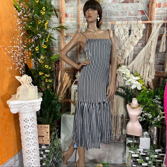 Elizabeth & James Navy combo, Jewel. Midi dress - Picture 7 of 16